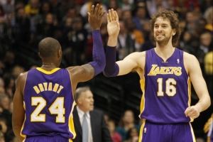 大加有司机一样的球权能否达后者高度？杨毅：不行 没那得分能力